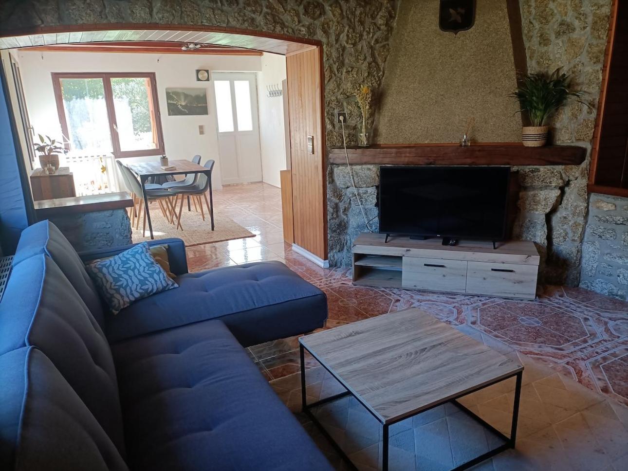 Appartement Cozy 100M2 Dans Chalet Savoyard Magland Exterior foto